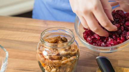 Lidé, kteří jedí sušené ovoce, jsou štíhlejší. Je ale vhodné při dietě?