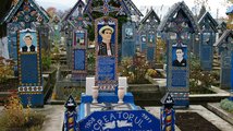 Veselý hřbitov v rumunské vesnici Sapanta