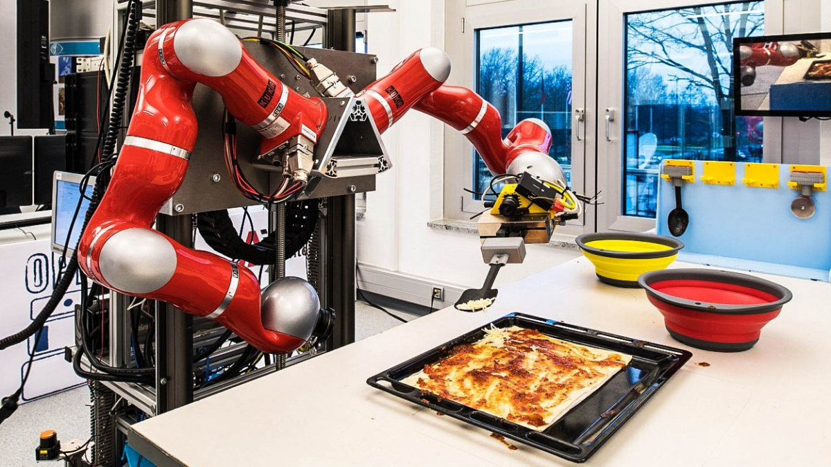 Budoucnost fastfoodu? Roboti grilující burgery a objednávky přes terminál