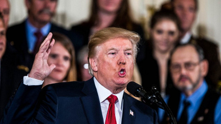 Trump zlehčuje obvinění bývalých spolupracovníků. Kdo ho ohrožuje?