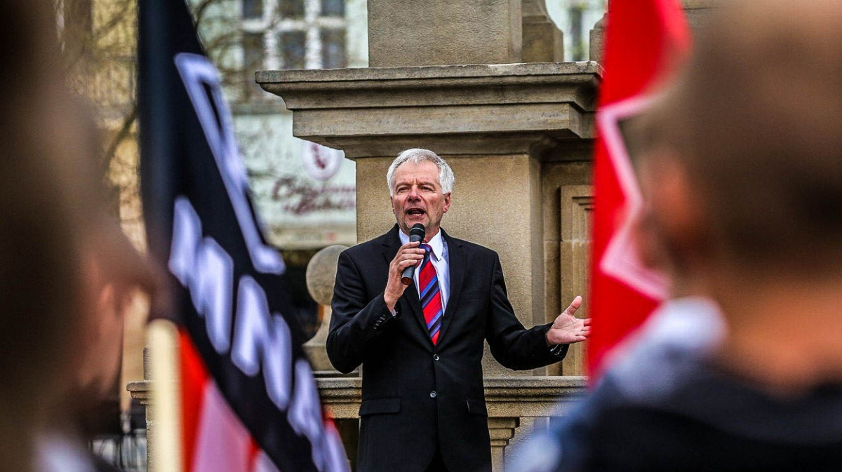 Stížnosti na volby? Nejvíce od příznivců Sládka a DSZ