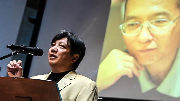 Až vypnou firewall, padne komunismus, říká muž, který prolamuje cenzuru internetu v Číně