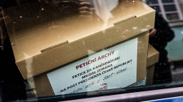 Na Hrad se hlásí 18 kandidátů, některé ale vnitro vyřadí