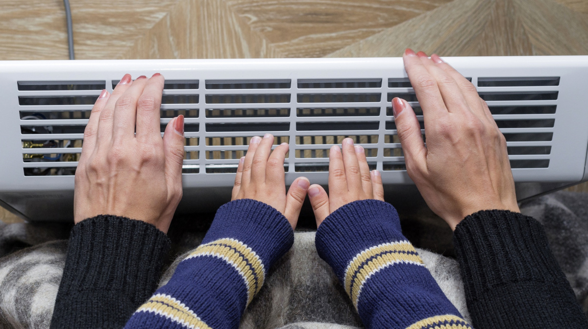 Budeme během letošní zimy utahovat kohoutky?