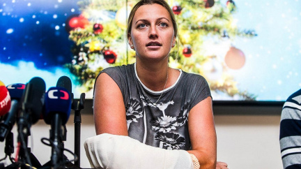 Muž, který zranil Kvitovou, stále uniká. Případ skončil u ledu