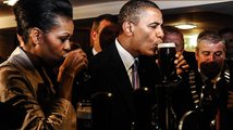 Prezidentské chutě: Obama je pivař, Ike si potrpěl na skotskou
