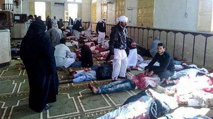 Nejkrvavější útok v historii Egypta: Teroristé zavraždili přes 300 lidí