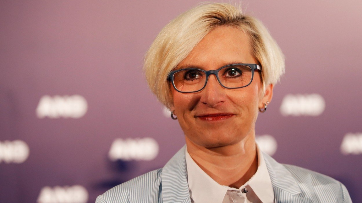 Šlechtová se chystá na obranu, Babiš odtajnil dalšího kandidáta