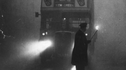 Pod smrtící mlhou: Nejhorší smog v Evropě zabil tisíce lidí