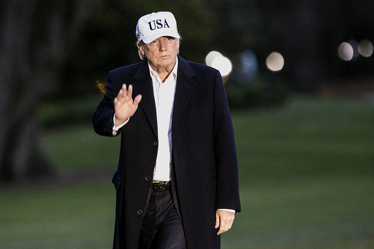 Byl by svět lepší, kdyby v Bílém domě seděla Clintonová?