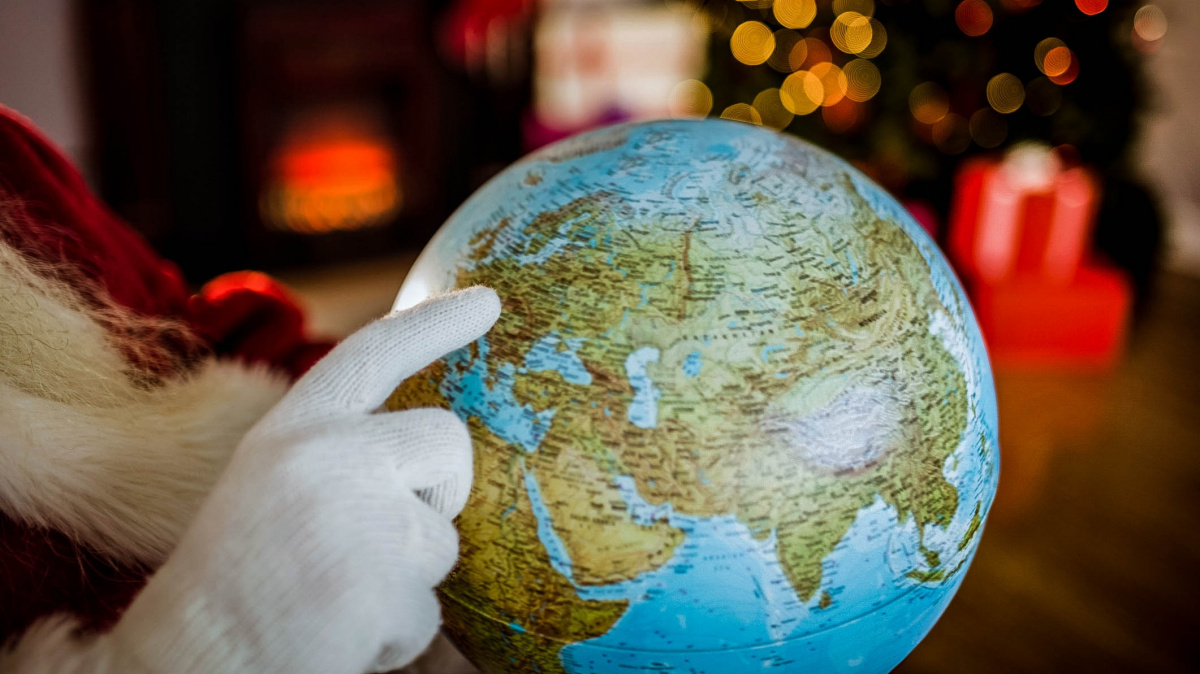 Vánoce ve světě: V Brazílii obdarovává tajný přítel, na Islandu mají vánoční kočku