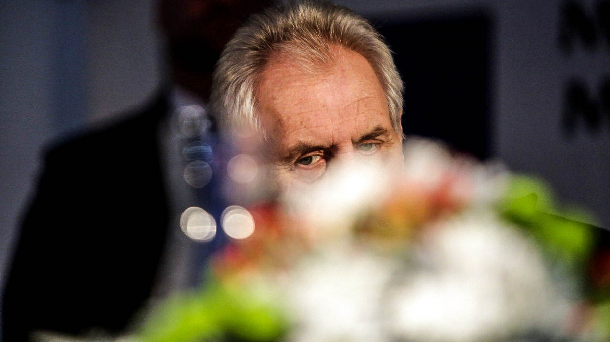 CVVM: Zeman vede, volila by ho skoro třetina lidí
