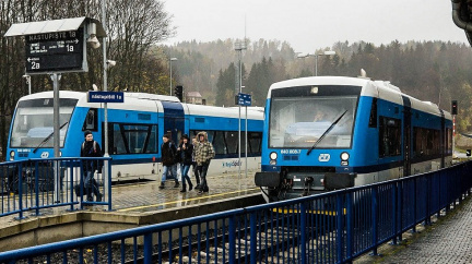 Velké změny ve vedení ČD: Jste moc hrr, kritizuje vládu opozice