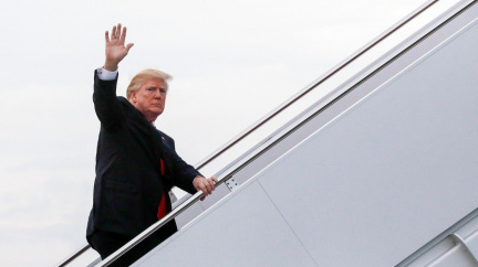 Trump pohrozil Palestincům: Jednejte o míru, jinak nebudou stamiliony