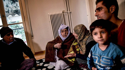 Aktualizováno: Do Německa přišlo méně běženců, loni ani ne 200 tisíc