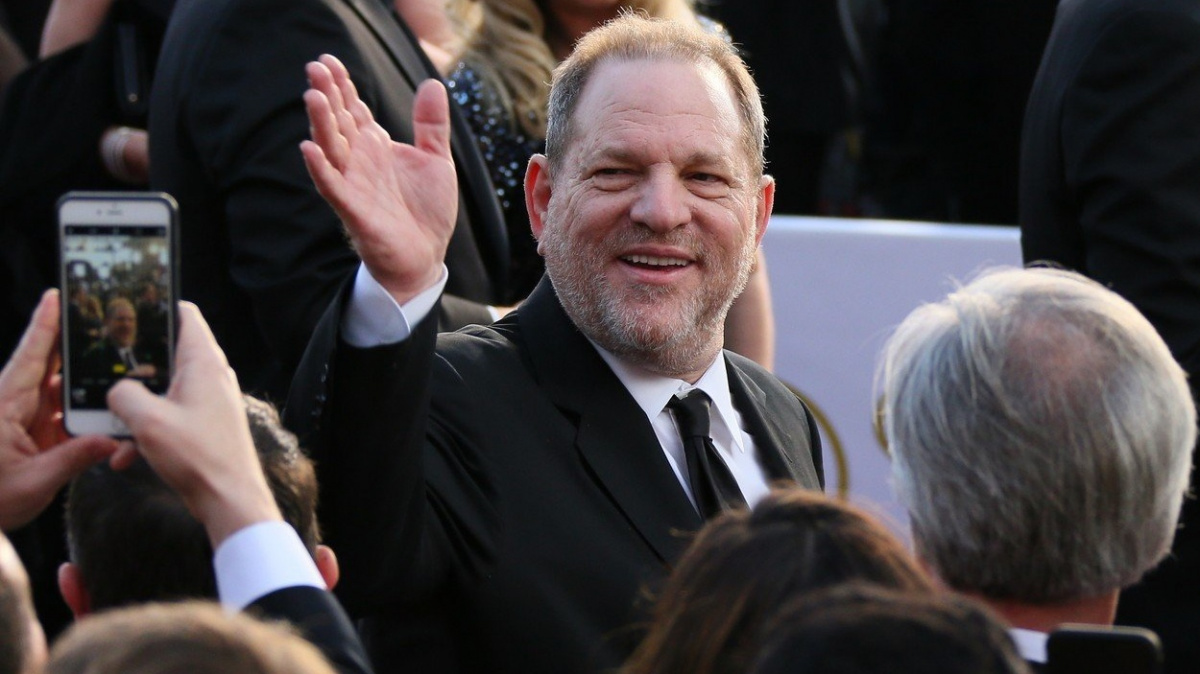 Sexuální predátor Weinstein byl obžalován. Podřízeným vyhrožoval i smrtí