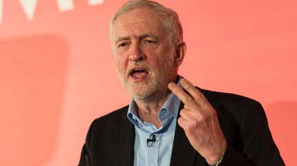 Aktualizováno: Bývalý estébák tvrdí, že šéfa labouristů naverbovali a platili mu