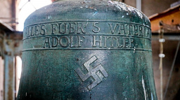 Co s Hitlerovými zvony? Zničit, roztavit a sešrotovat, anebo nechat vyzvánět?