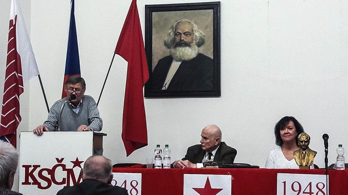 Vstříc socialismu: Komunisté našli spojence pro třídní boj