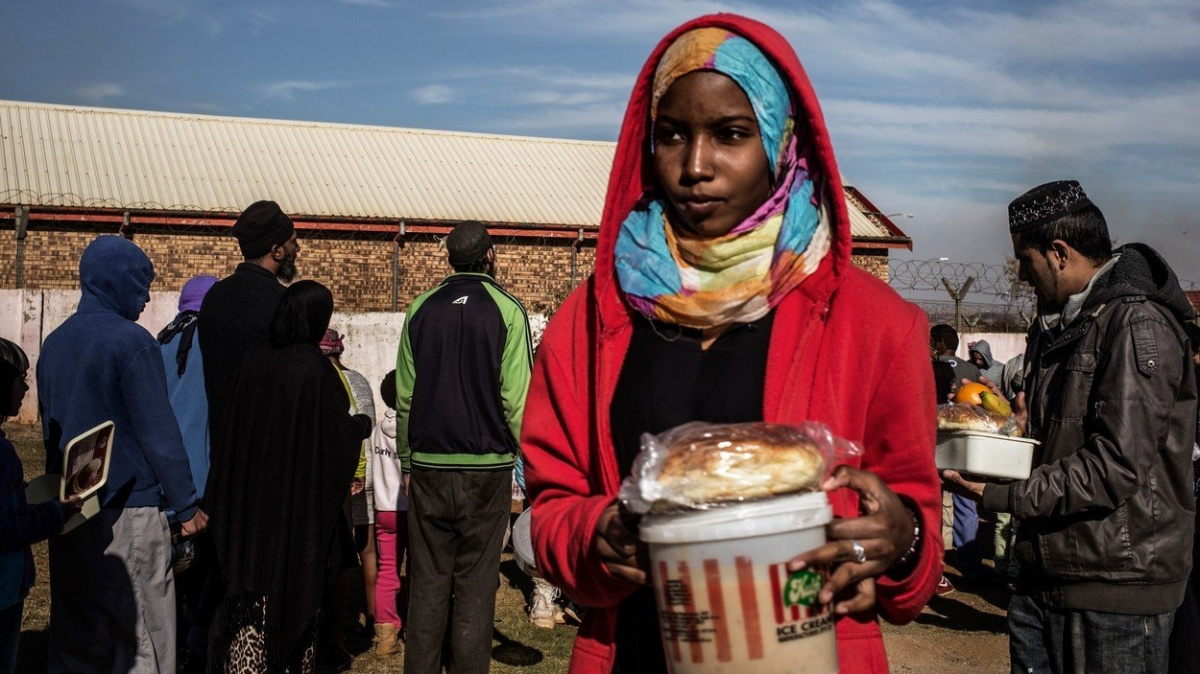 Na země, kde se umíralo hlady, útočí fastfoody. Úspěšně