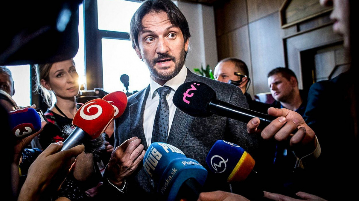 Slovensko se po vraždě novináře otřásá dál. Rezignoval ministr vnitra