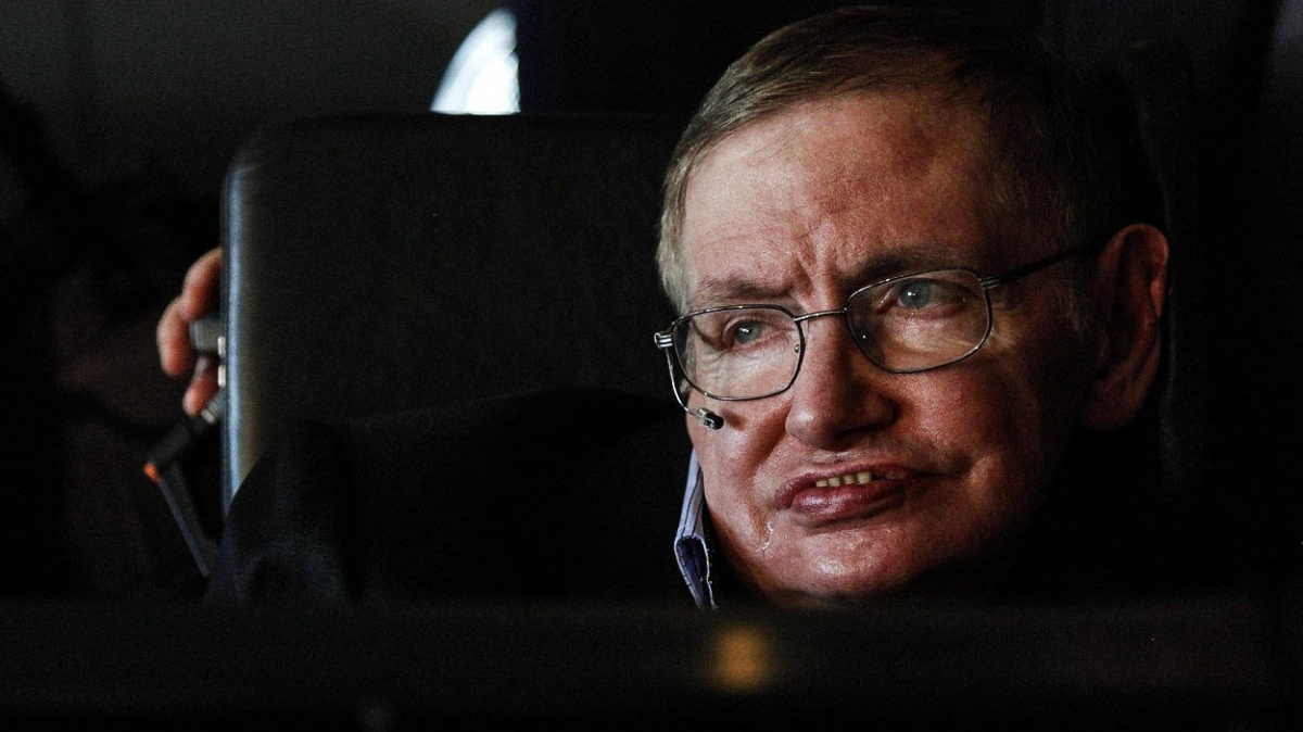 Zemřel Stephen Hawking, jedna z největších vědeckých celebrit v dějinách