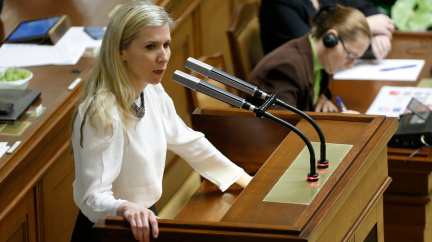 Aktualizováno: Bouře kolem nemocenské: Návrh ČSSD naštval zaměstnavatele