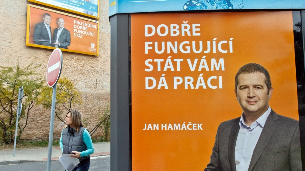 Neúspěch ve volbách se ČSSD prodražil. Skončila těžce v minusu