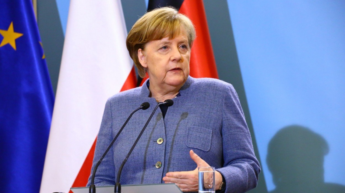 Německá vláda chystá bič na neposlušné sousedy. Přes eurofondy