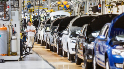 Ve Škodovce přituhuje, odbory vypověděly smlouvu o směně navíc