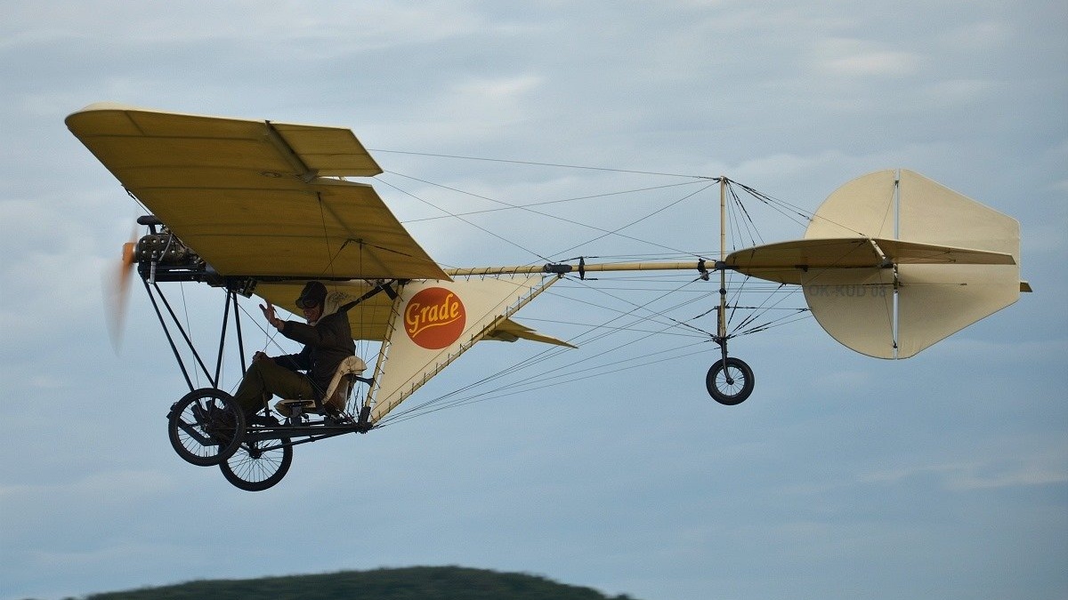 La Aviadora: První česká pilotka, na kterou se téměř zapomnělo
