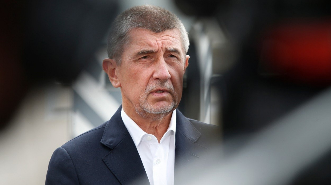Babiš zas mluví jinak o úderu na Sýrii. Chameleon, rýpl si Kalousek