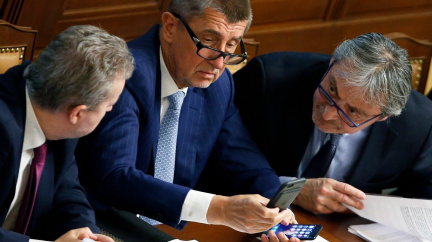 Brabec chce koaliční smlouvu do konce týdne, Babiš má zásadní problém