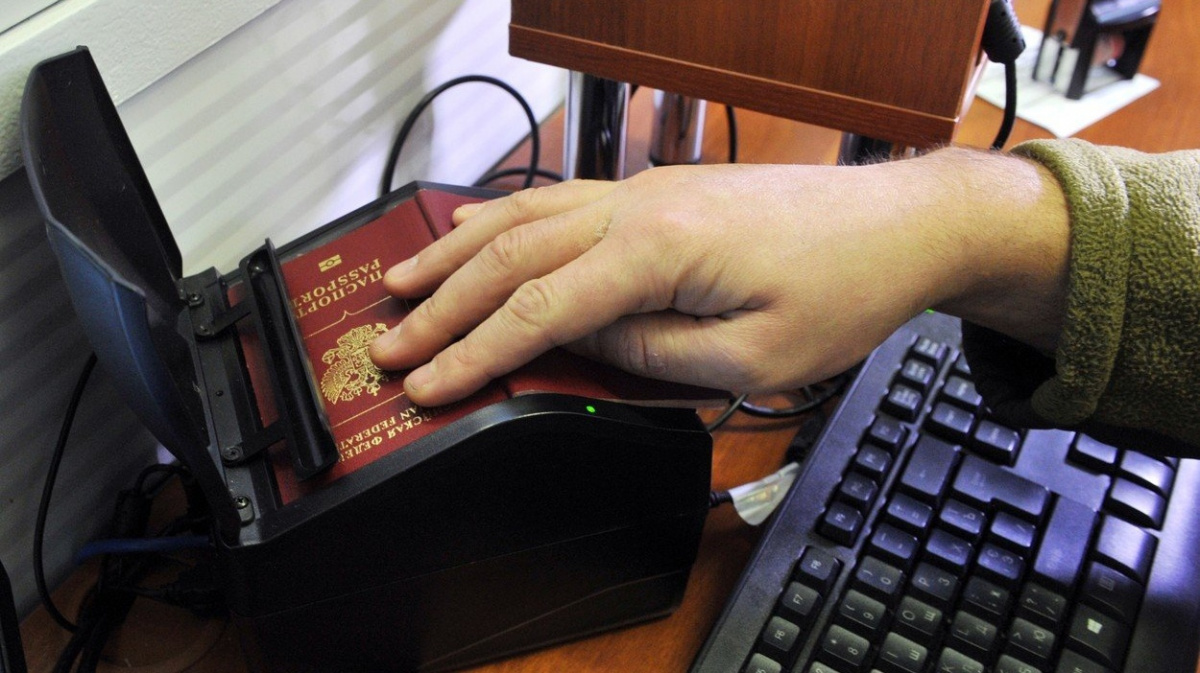 Ukrajinci nepustili do země redaktora Parlamentních listů