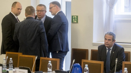 Výběr nového šéfa GIBS skončil ostudou. Babiš musí vypsat druhé kolo