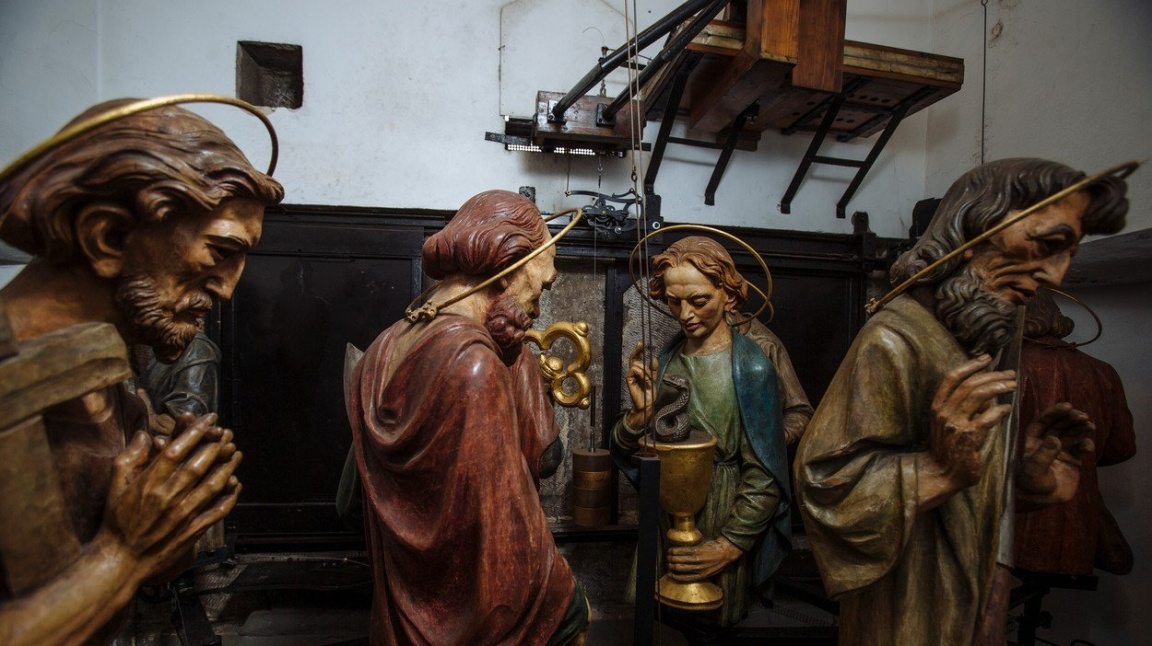 Staroměstský orloj překvapil. Skrýval vzkaz z minulosti
