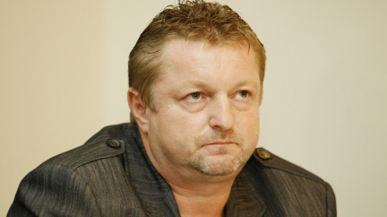 Aktualizováno: Kauza nelegálního lihu: Soud přitvrdil, téměř všem zvýšil tresty