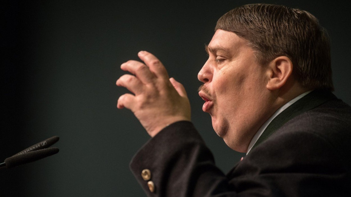 Posselt se zastal Merkelové, někteří čeští politici prý 'kloužou ke komunismu'