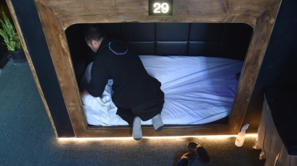 Potřebujete dobít baterky? Pronajměte si kumbál na schrupnutí