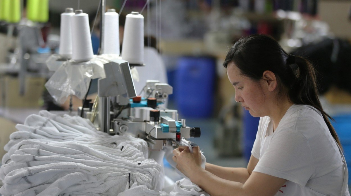 Čína a Spojené státy vstupují do obchodní války. Kdo to odnese?