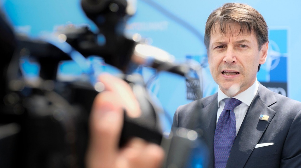 Žádná cesta do pekel, milý Andreji, zve Conte Babiše do Říma