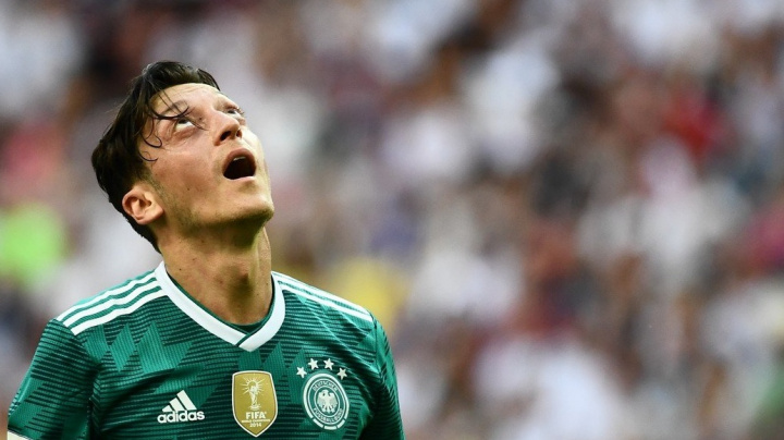 Čutání do meruny jako politický, rasový a integrační problém