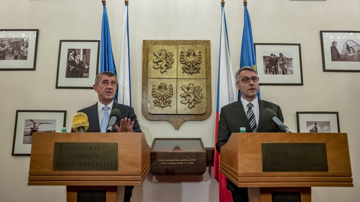 Metnar svůj 'plagiát' nyní analyzuje. Babiš ho podpořil