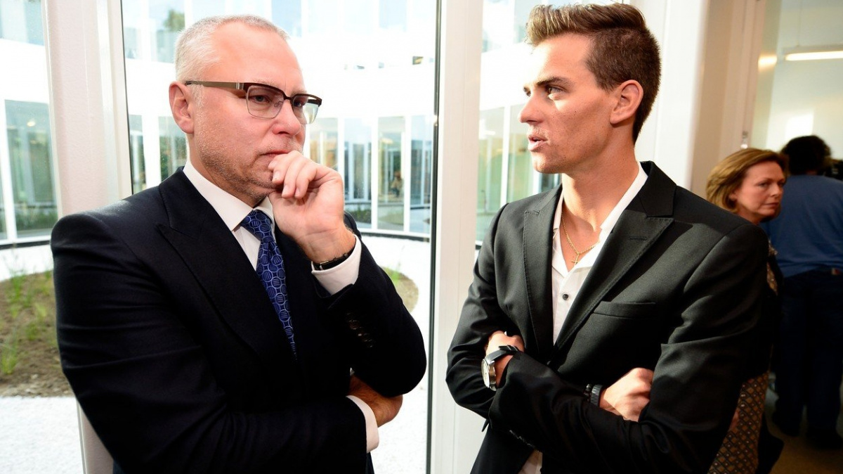 Poslanci pro Bakalu posílají policii. Před komisi nepřišel