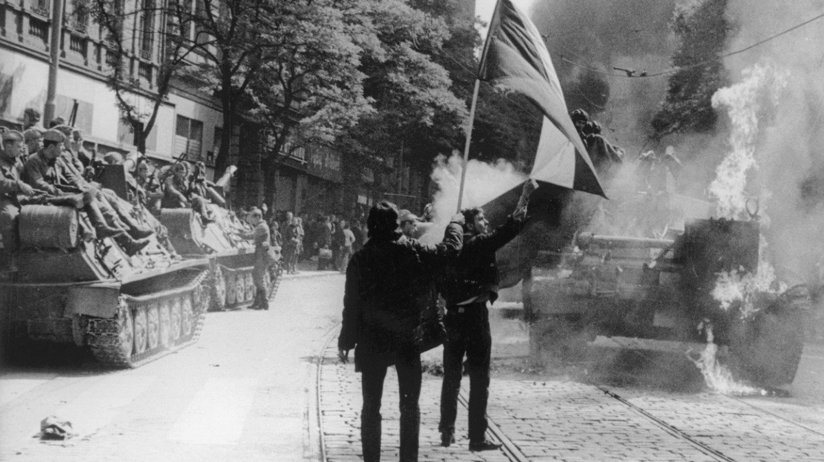 Soudruzi z Kremlu k nám vyslali 'bubáky v železných maringotkách'