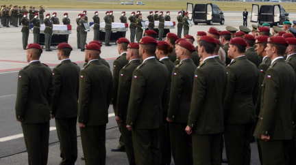 Policie obvinila muže, který na letácích schvaloval zabití českých vojáků