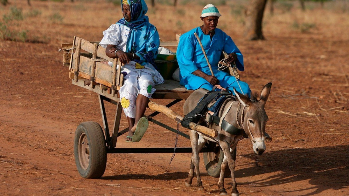 Vesnice, kde chlapci musí mluvit mužským jazykem, jinak jsou 'divní'