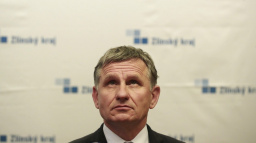 Čunek útočí na konkurz H-Systemu: Třicetinásobný prodej i daňový ráj