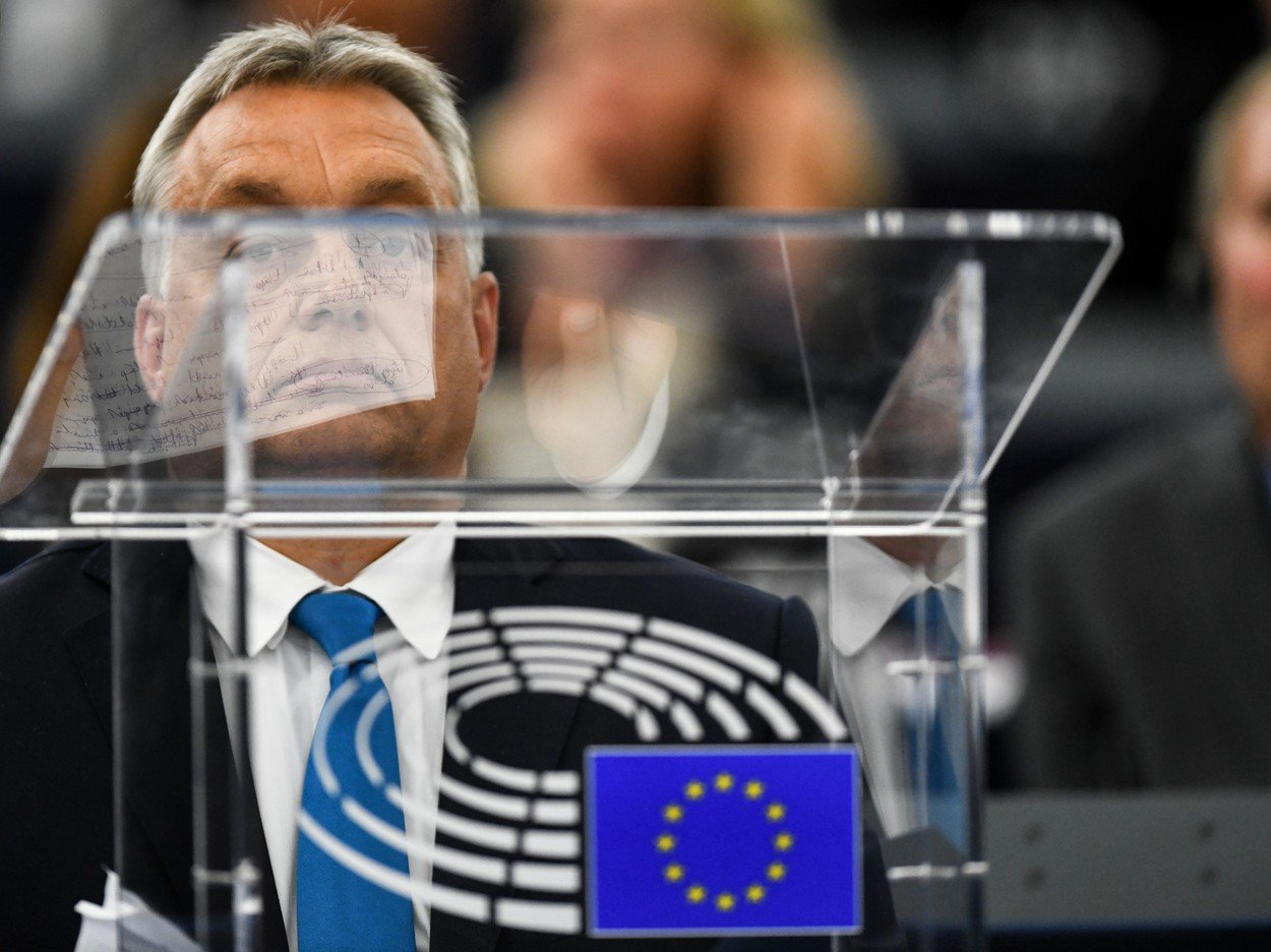 Slon v porcelánu, nepřítel lidu, česká zrada a po nás potopa