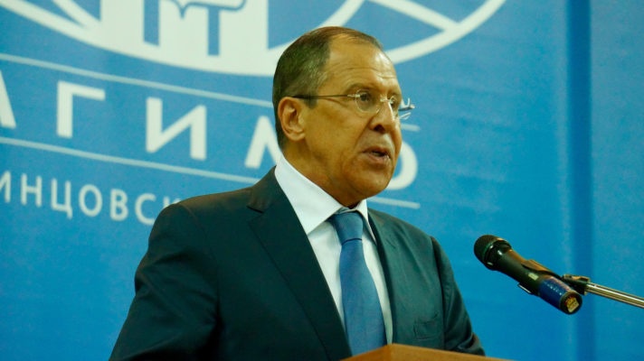 Absolventů moskevské školy MGIMO mezi českými velvyslanci přibylo, Polsko se jich zbavilo